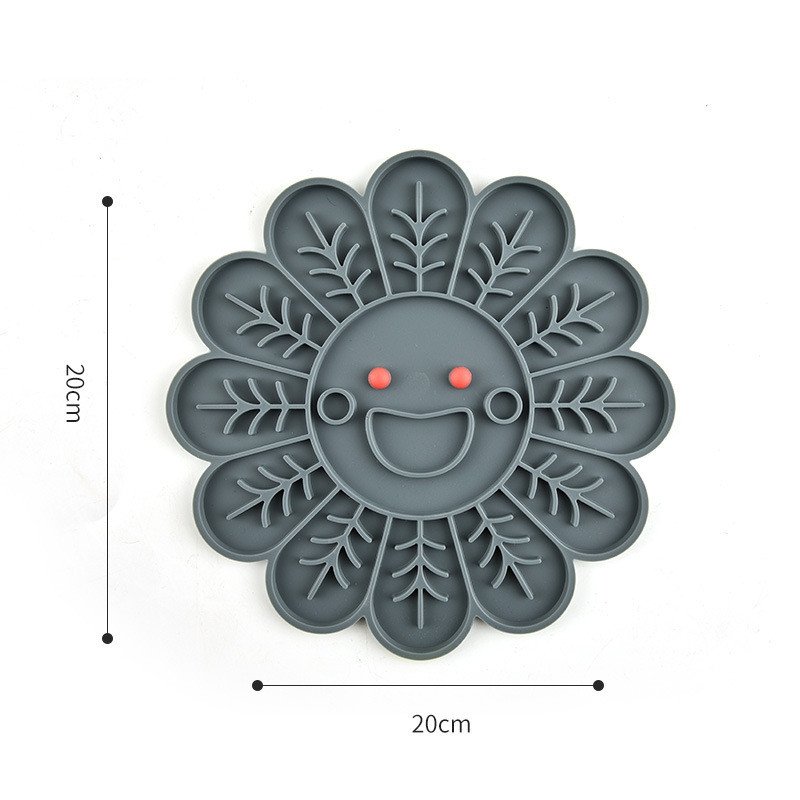 Ready Stock Wholesale & OEM Silica gel Slow Feeder Dog Licking Plate Multi Designs - Feisuo Pet